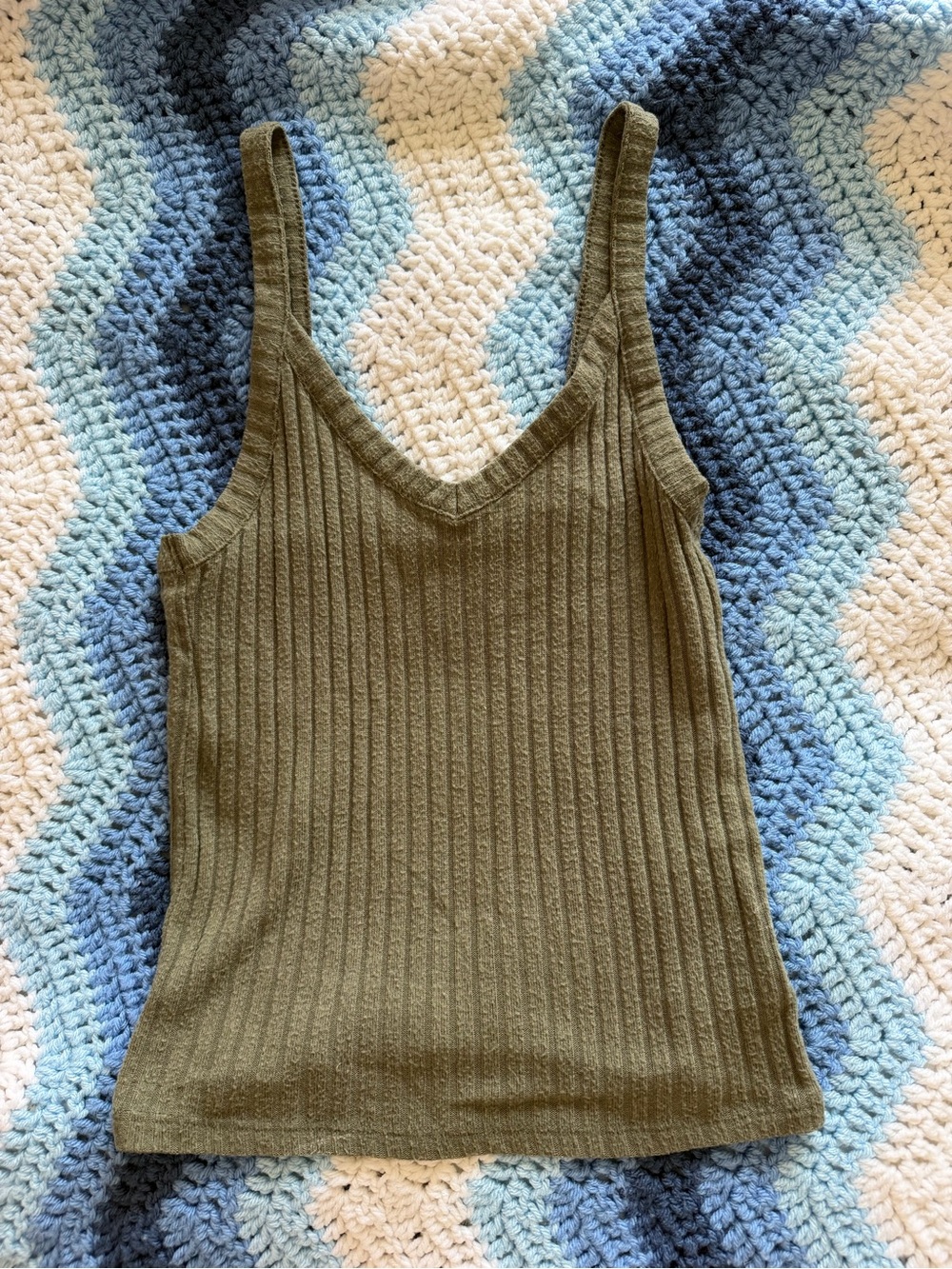 American Eagle Olive Tank